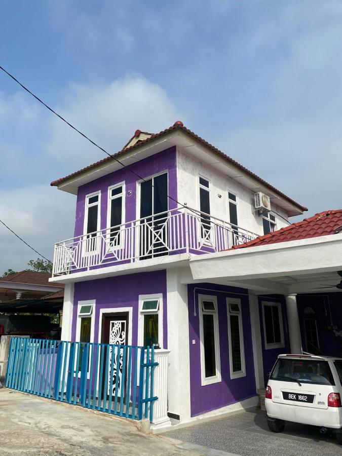 Dan'S Homestay Bangau Темерлох Экстерьер фото